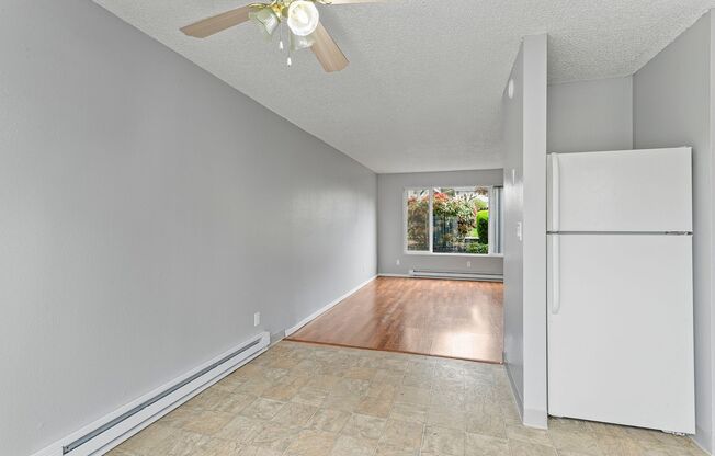 2 beds, 1 bath, 794 sqft, $1,495, Unit 26