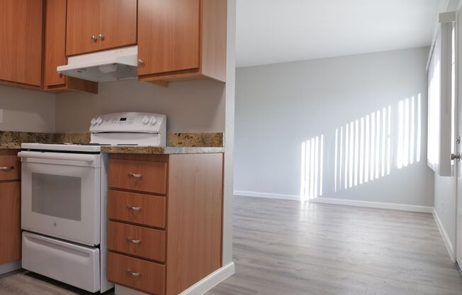 1 bed, 1 bath, 470 sqft, $1,925, Unit 052