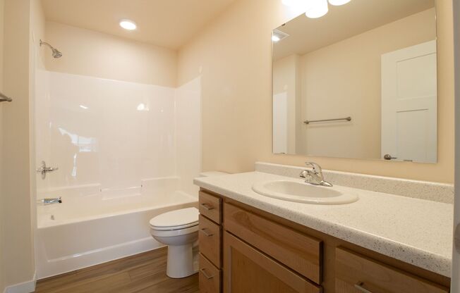 1 bed, 1 bath, 743 sqft, $1,499, Unit EC 4237-18