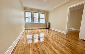 1 bed, 1 bath, $1,300