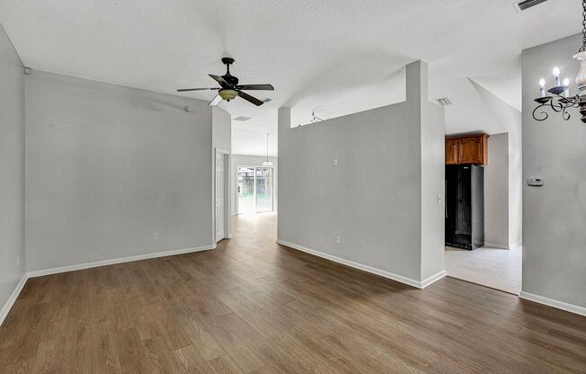 Renovated 5 bedroom/3 bathroom home in World Golf Village!