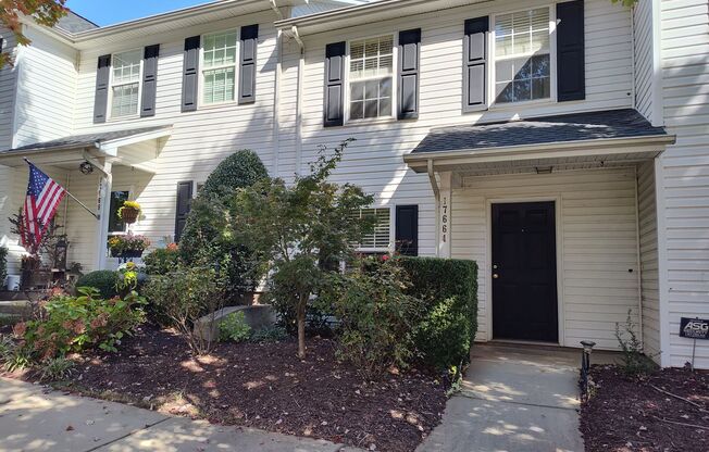 Move in Ready Townhome located in Caldwell Station.