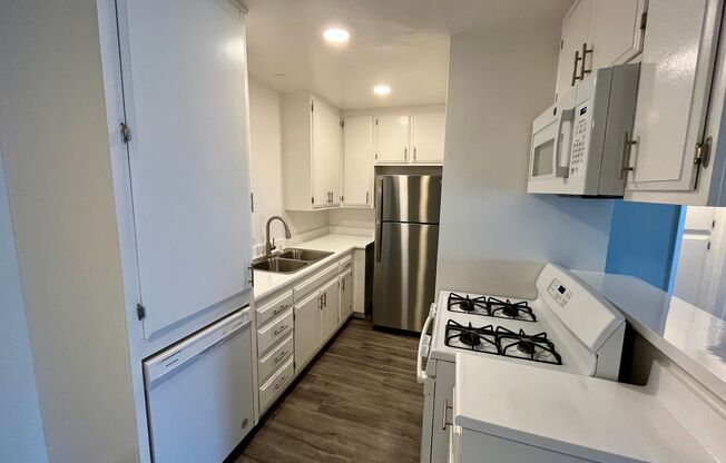 1 bed, 1 bath, 750 sqft, $1,748, Unit 113