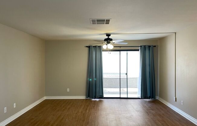 Captivating and Impeccable 3 Bedroom, 2 Bathroom in gated community