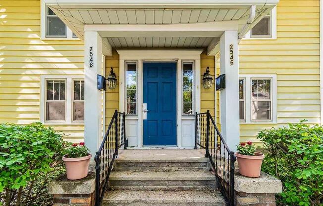 2546-2548 Kendall Avenue