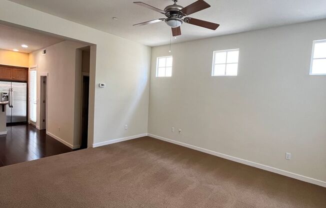 Spacious & Updated 3 Bedroom Home Walking Distance to Downtown Mountain View & Caltrain **Move-in Today**