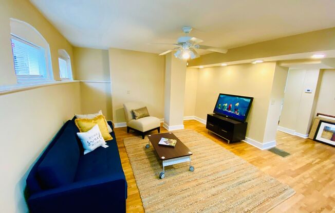 1 bed, 1 bath, 613 sqft, $1,545, Unit 934-14