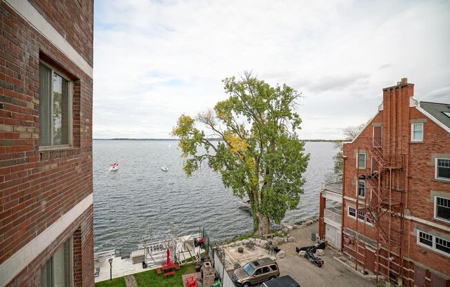 Surf and Surfside apartments and townhomes in Downtown Madison, WI. Fully Furnished, studio, one bedroom, 2 bedroom. Lake views. Managed by Wisconsin Management Company