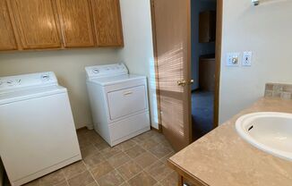 2 beds, 1.5 baths, $1,600, Unit 1