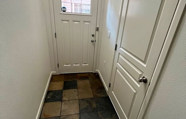 10308 SW Hollyridge Lane ~ Beautiful West Slope Tri-Level Condo