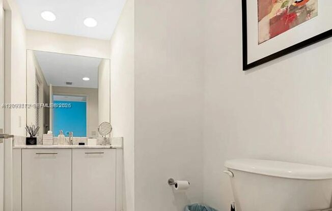2 beds, 2.5 baths, $6,500, Unit # 3710