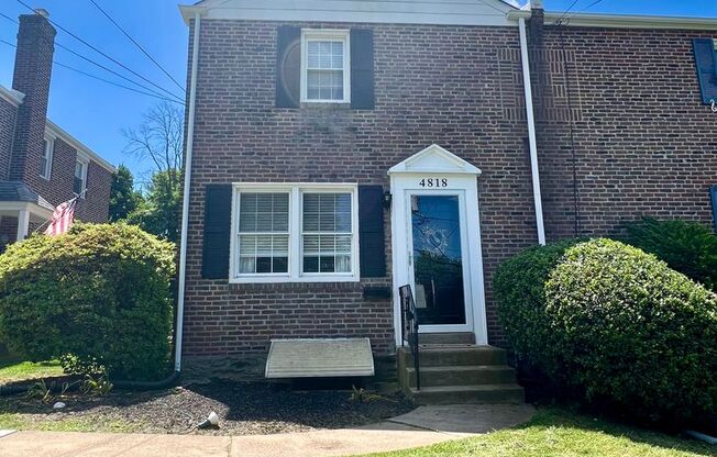 Gorgeous 3-Bedroom Home in Drexel Hill with Garage! Available mid-May!