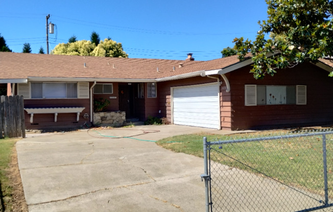 628 W CAMINO