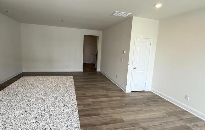 6332 GRANITE QUARRY DR