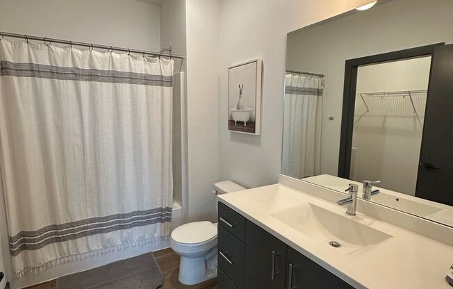 Studio, 1 bath, 400 sqft, $1,565, Unit 126 - Furnished