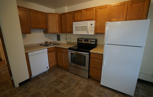 1 bed, 1 bath, $1,125, Unit 2B