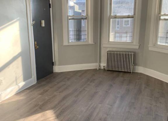 43 LINDEN ST