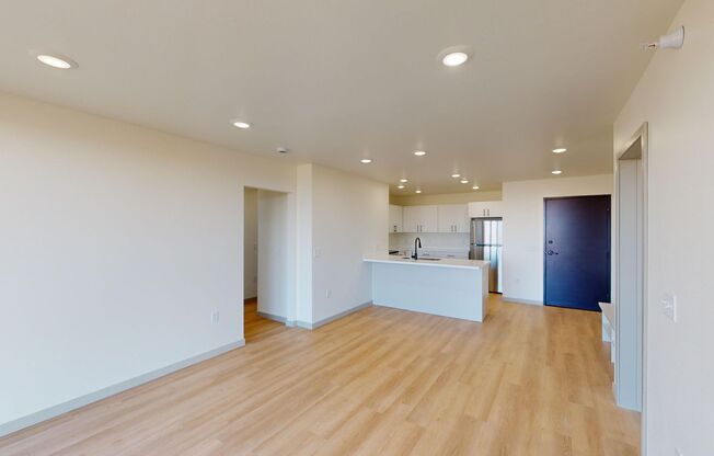 3 beds, 2 baths, 1,111 sqft, $1,465, Unit 2404-304
