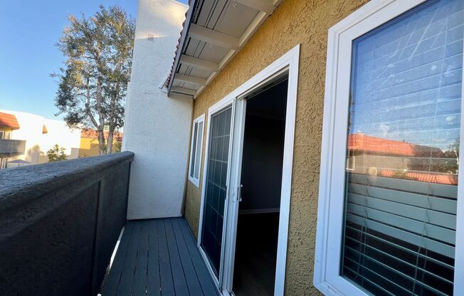 2 beds, 1.5 baths, 900 sqft, $2,980, Unit F12