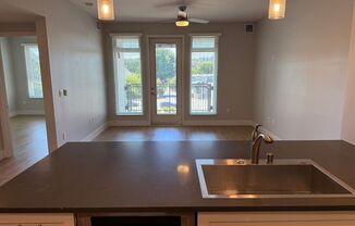 1 bed, 1 bath, 819 sqft, $3,995, Unit 411