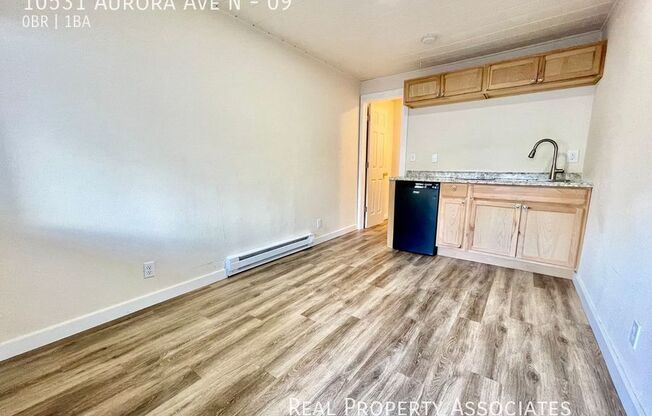 10531 Aurora Ave N
