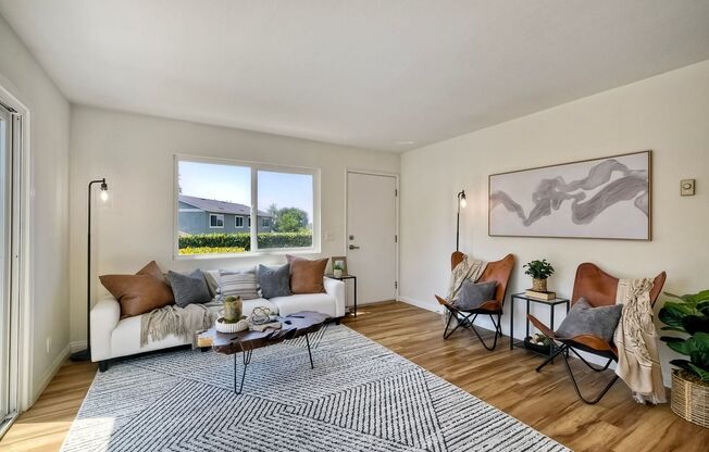 Encinitas 3 Bedroom/2 Bath Condo!