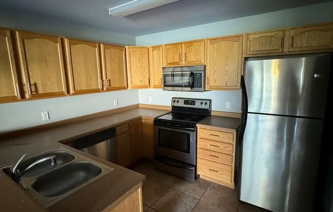 2 beds, 2.5 baths, 1,525 sqft, $1,995, Unit 6723