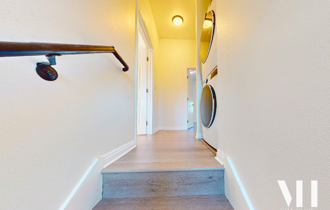 Three Bedroom Townhome Near USC!