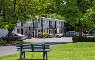 1 bed, 1 bath, 587 sqft, $1,194, Unit 1-09