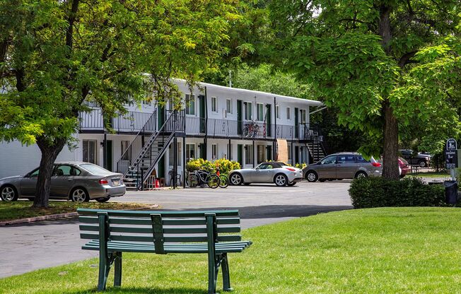 1 bed, 1 bath, 587 sqft, $1,194, Unit 1-09