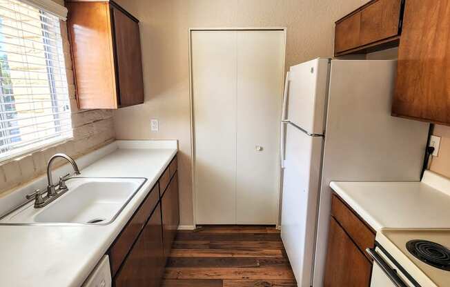 1x1 Classic Kitchen at Mission Palms Apartment Homes in Tucson AZ
