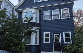 16 HENRY ST