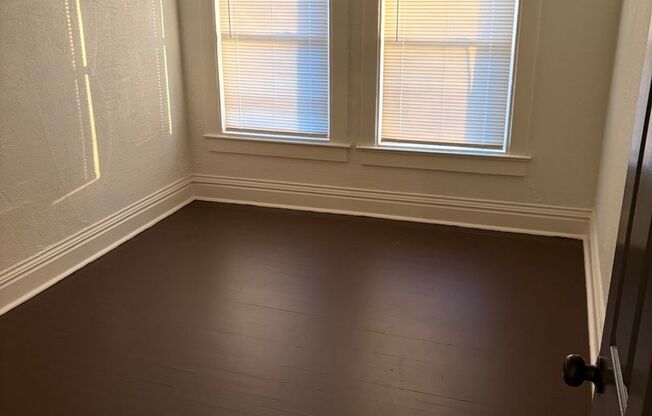 Large 3 bedroom house available