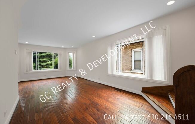4120 N OVERHILL AVE