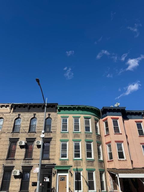 1851 PARK PL