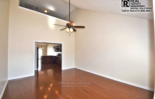 Wonderful 2BR/2.5BA+loft, end unit Mboro townhome w/ garage, washer/dryer in the Villas at Evergreen Farms