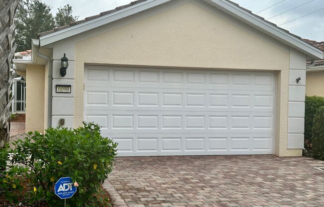 3 Bed 2 Bath Fully Furnished Home In The Highly Sought After Isles of Sarasota Community!!!