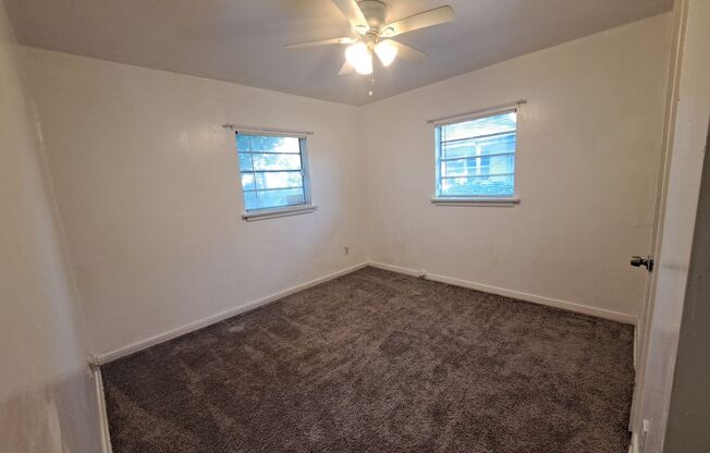 3 beds, 1 bath, $1,375