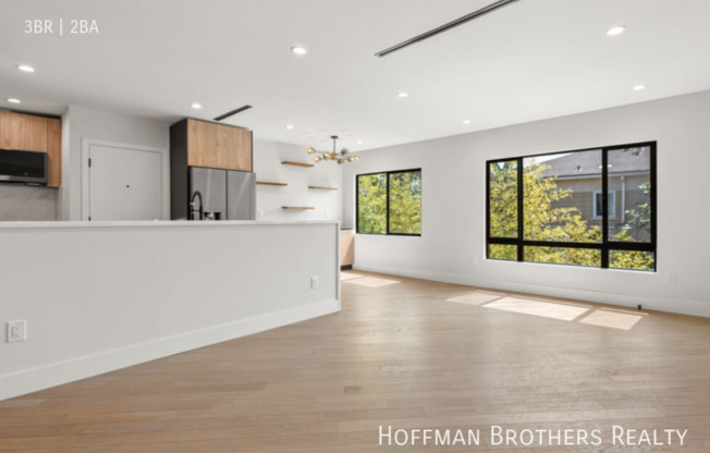 1450 1/2 CRES HTS BLVD