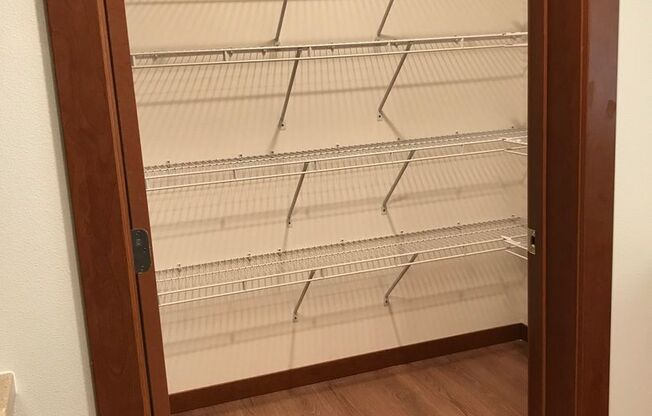 1 bed, 1 bath, 763 sqft, $1,195, Unit 204