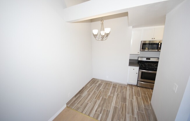 Studio, 1 bath, $2,450, Unit 203