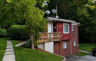 2551 Tilbrook Rd
