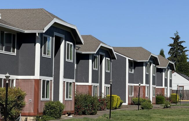 VILLAGE VICTORIAN APARTMENTS - YOUR HOME IS HERE! - UP TO 4 WEEKS FREE!