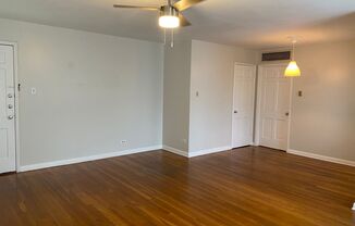 2 beds, 1 bath, 1,000 sqft, $1,095, Unit 8