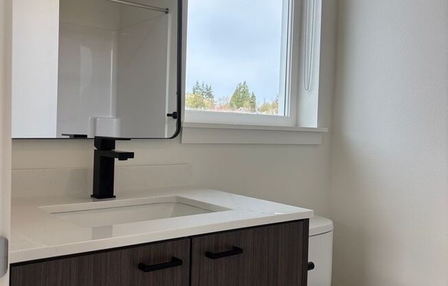 Studio, 1 bath, 250 sqft, $1,445, Unit 101