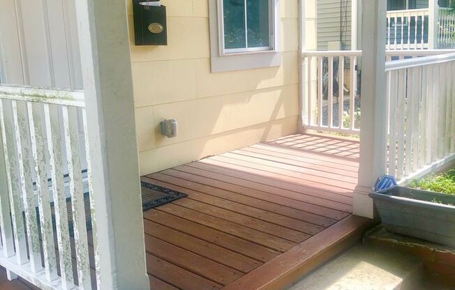 Cozy 2 BR/1 BA Single-Family Home in Laurel!
