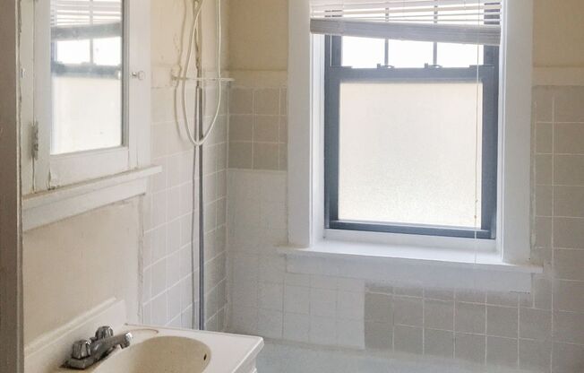 1 bed, 1 bath, 460 sqft, $1,895, Unit 1944-1M