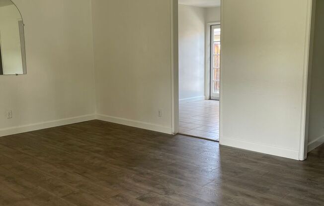 514 W. Iris Ave.