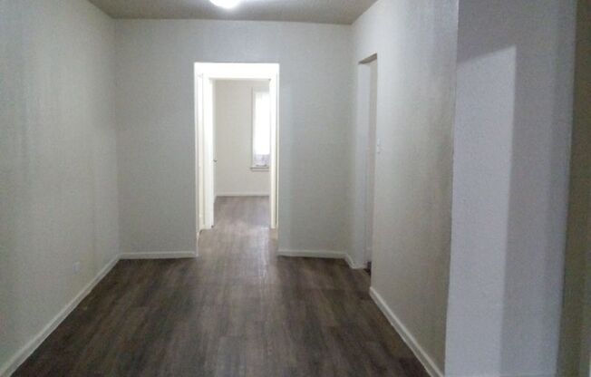 Charming 2-Bedroom Home Near Downtown San Antonio