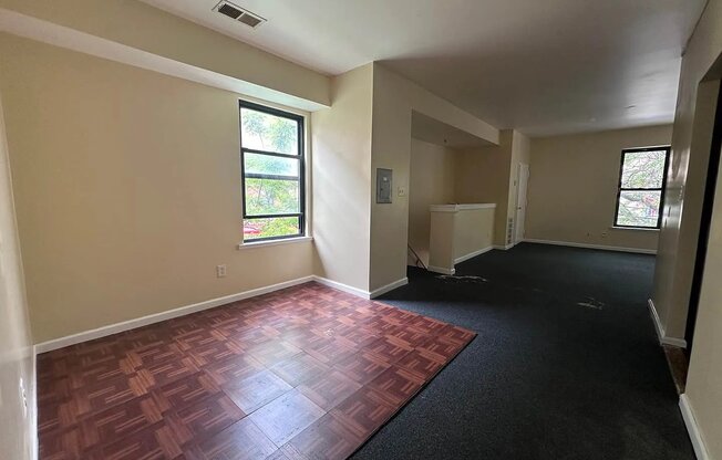 2000 MAPES AVE